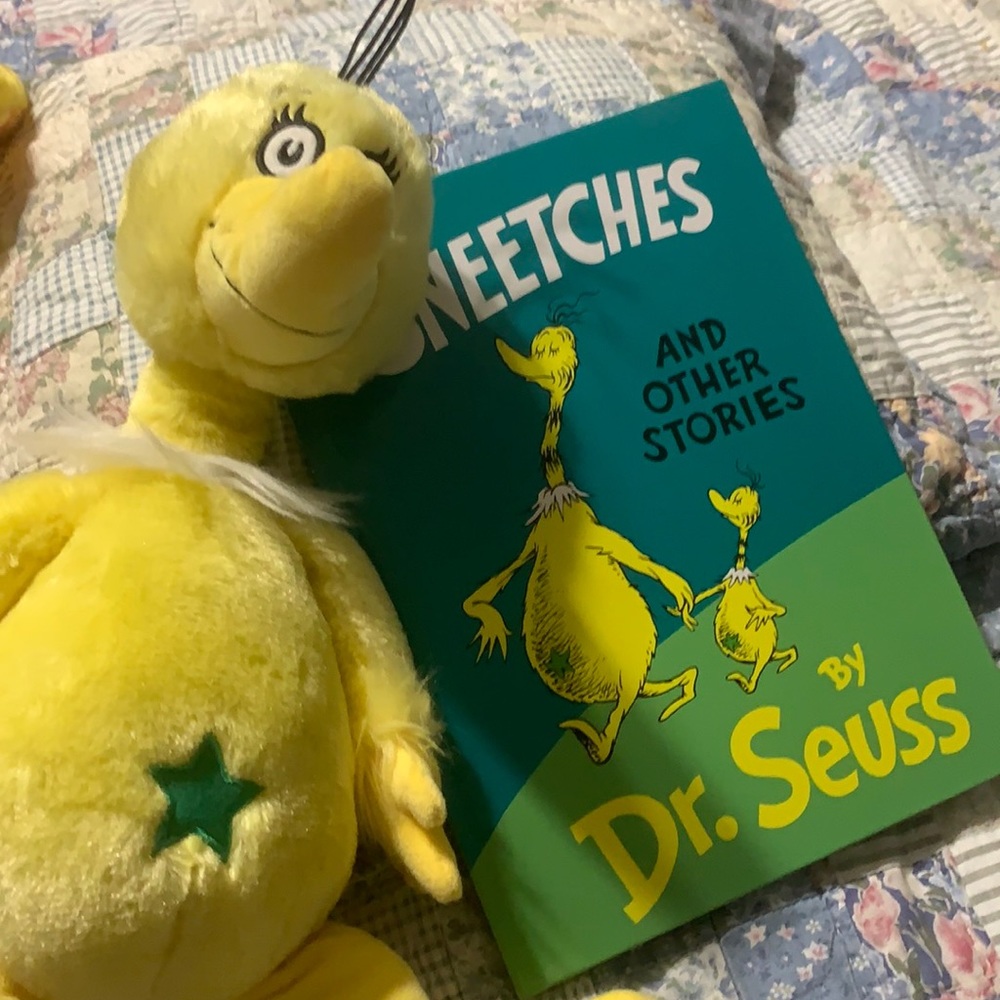 SNEETCHES BOOK >DR. SEUESS/Plush Sneetches * NEW